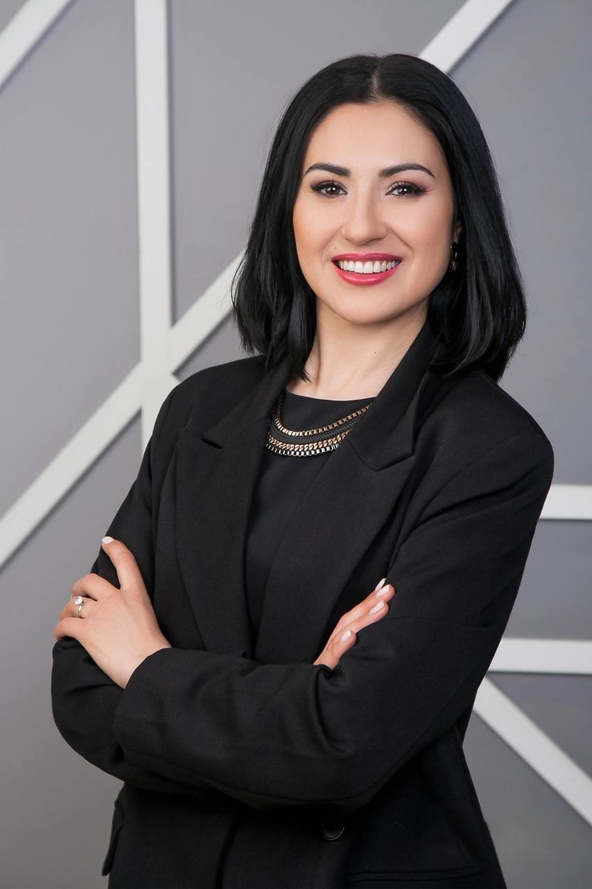 Карина Жестовская